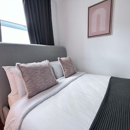 לונדון Luxury 2-Bedroom Flat In Camden מראה חיצוני תמונה